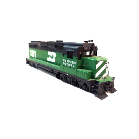 Lionel HO Scale Burlington Northern GP-30 Diesel Locomotive Engine #181 *Tested - Picture 2 of 5